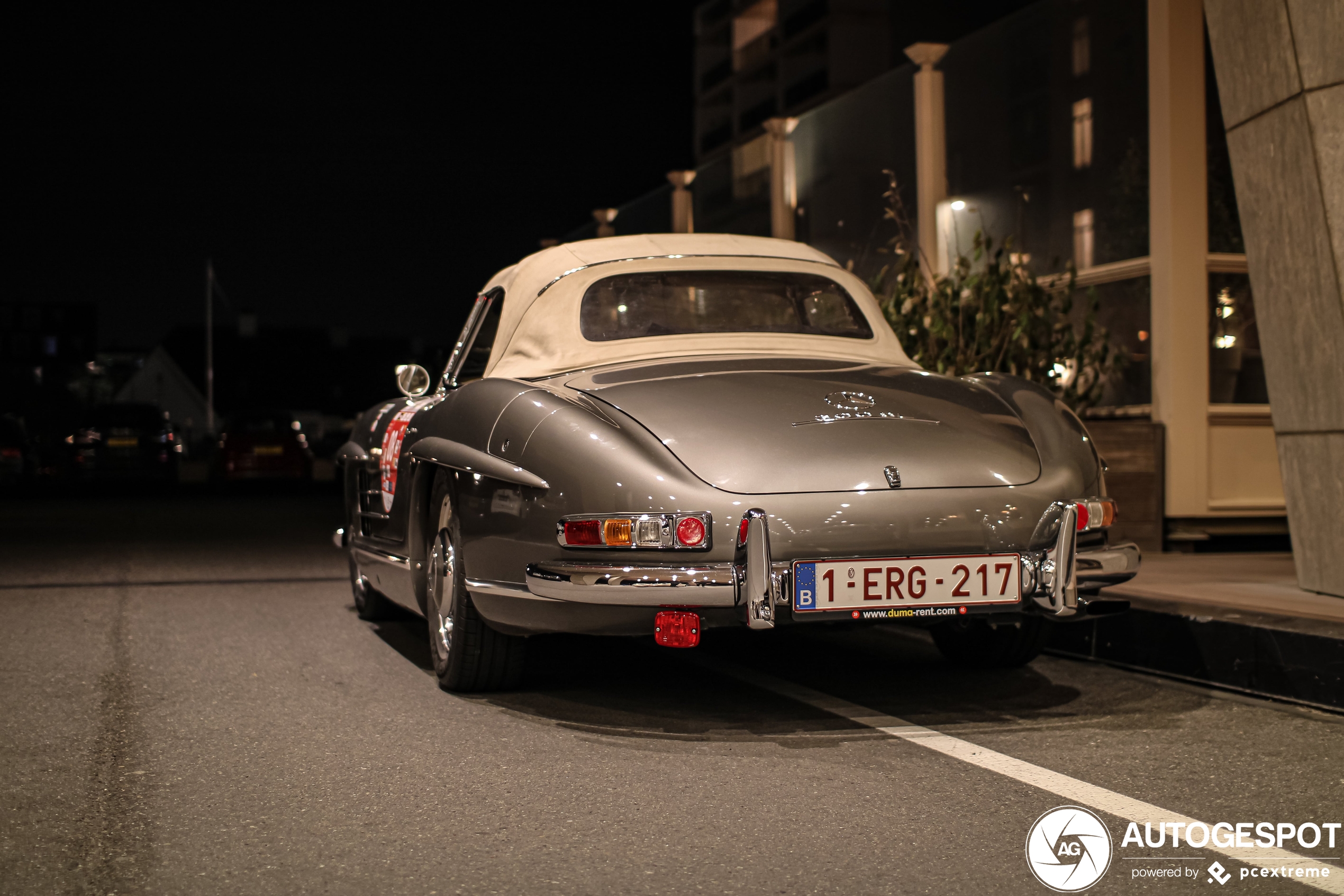 Mercedes-Benz 300SL Roadster