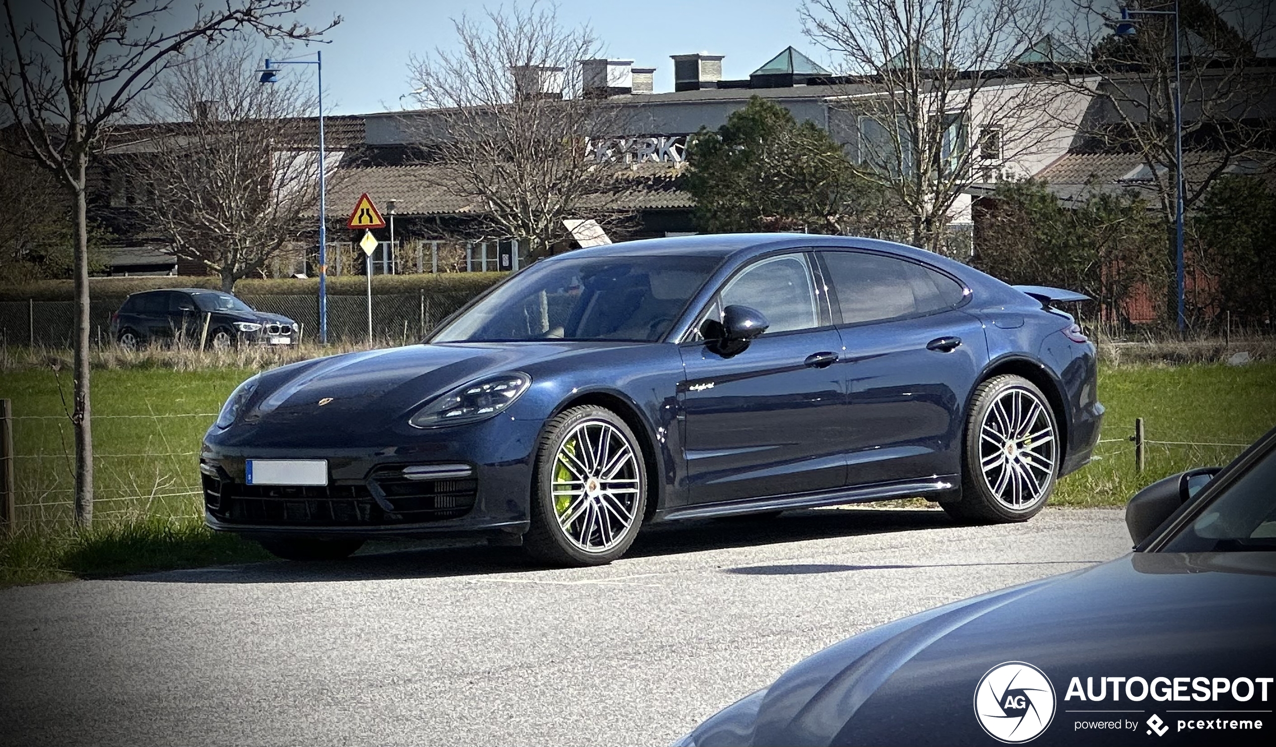 Porsche 971 Panamera Turbo S E-Hybrid