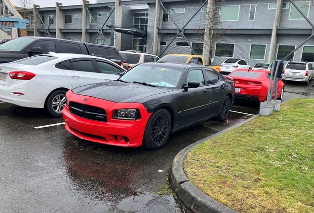 Dodge Charger SRT-8