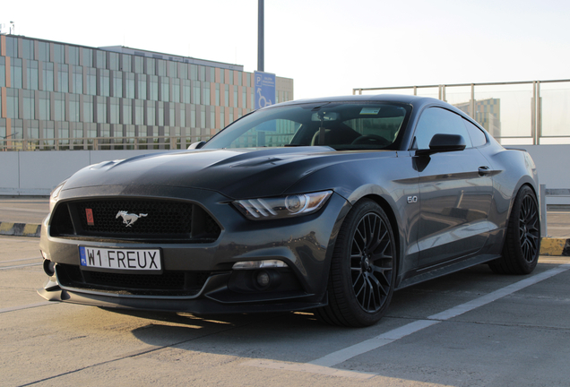 Ford Mustang GT 2015