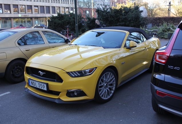 Ford Mustang GT Convertible 2015