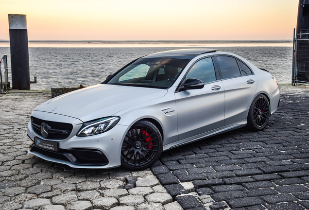 Mercedes-AMG C 63 S W205