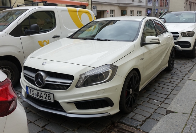 Mercedes-Benz A 45 AMG