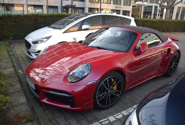 Porsche 992 Turbo S Cabriolet