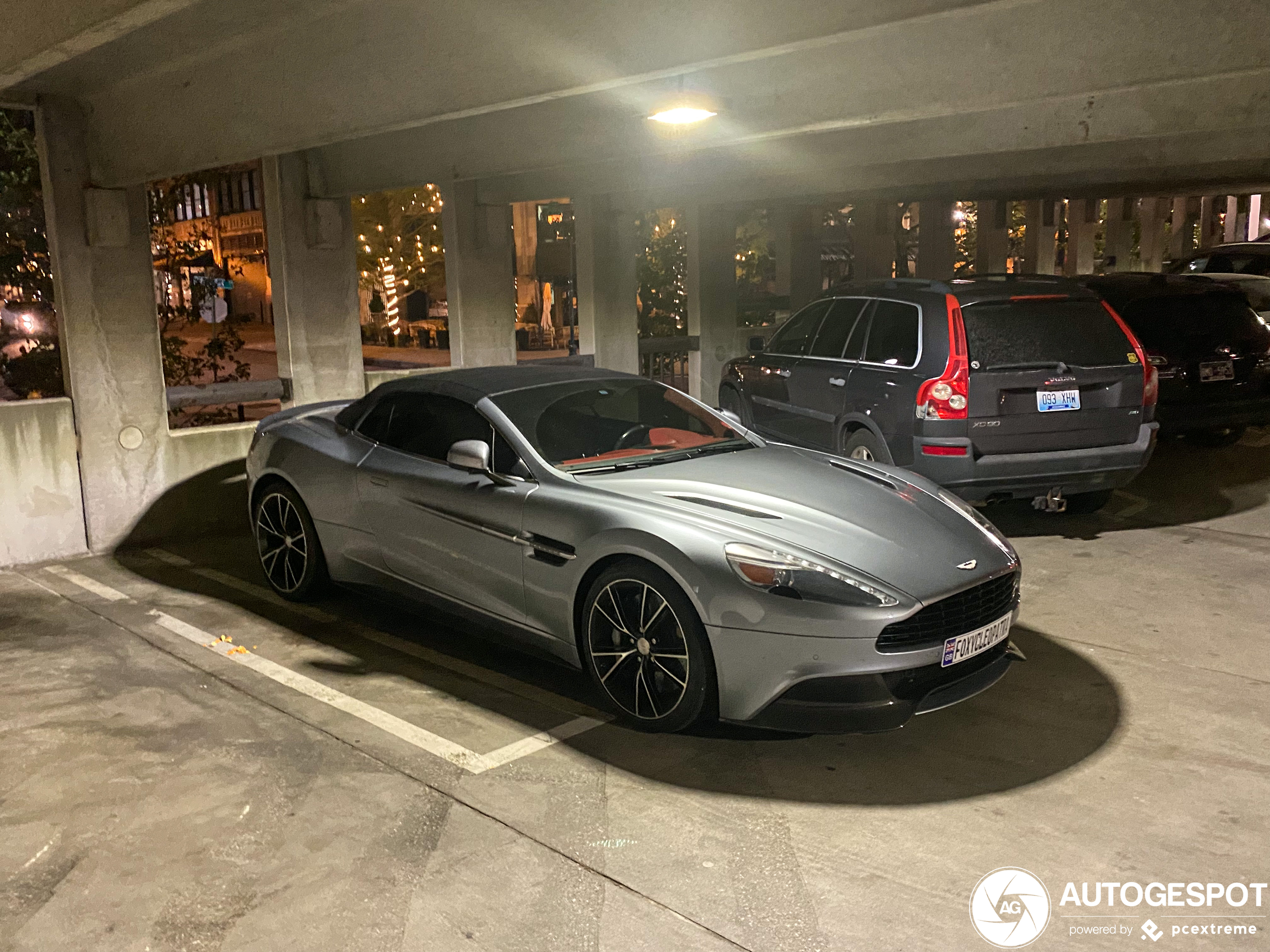 Aston Martin Vanquish 2013