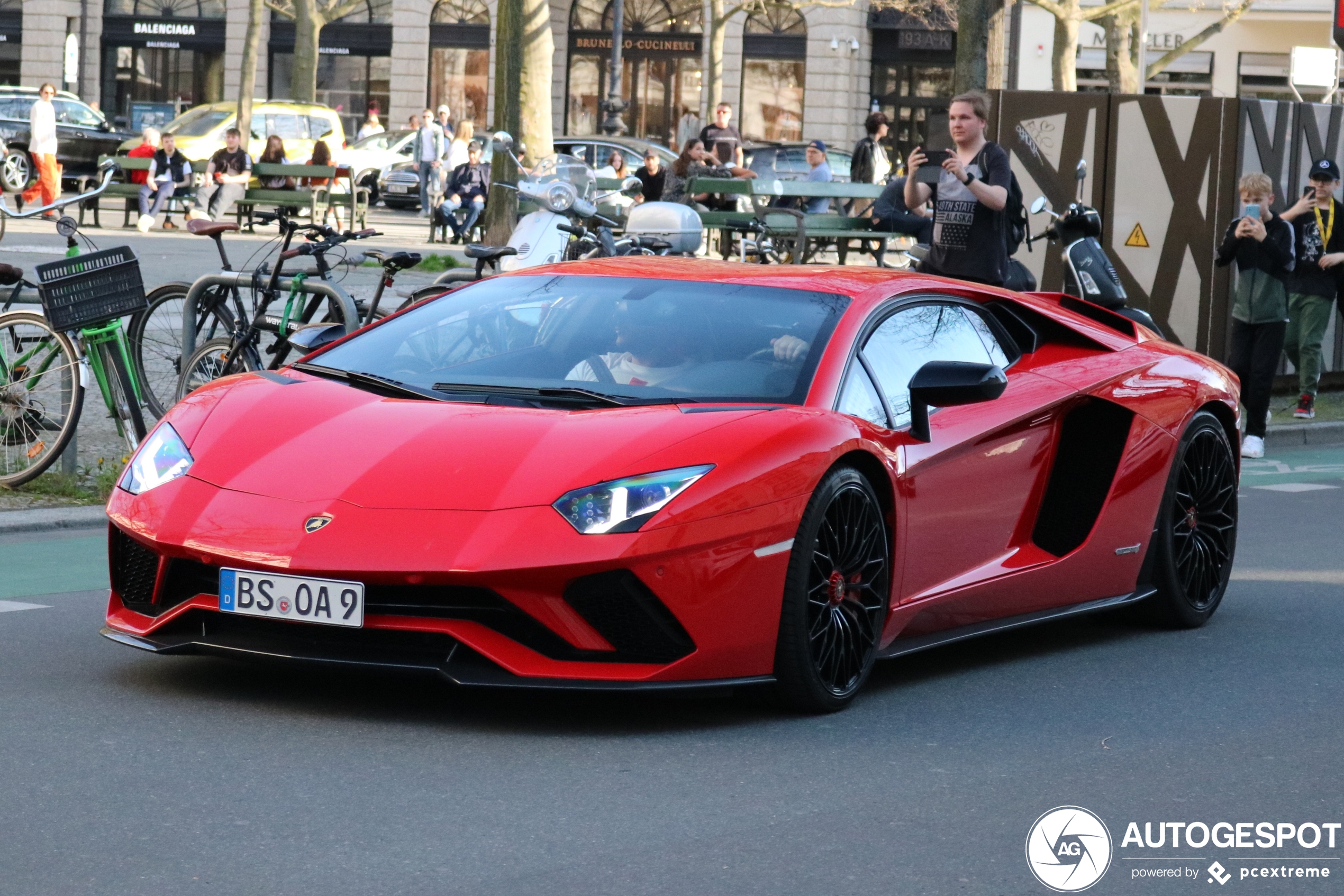 Lamborghini Aventador S LP740-4