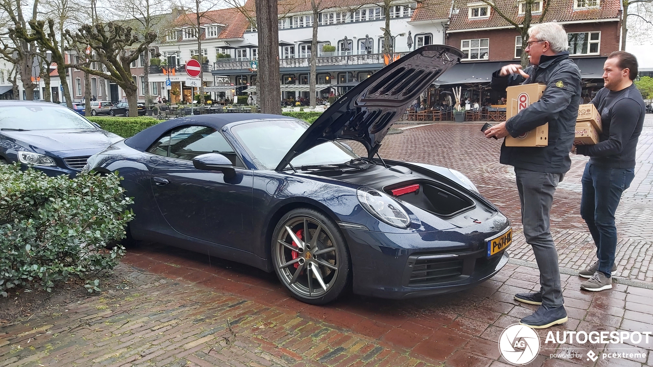 Porsche 992 Carrera 4S Cabriolet