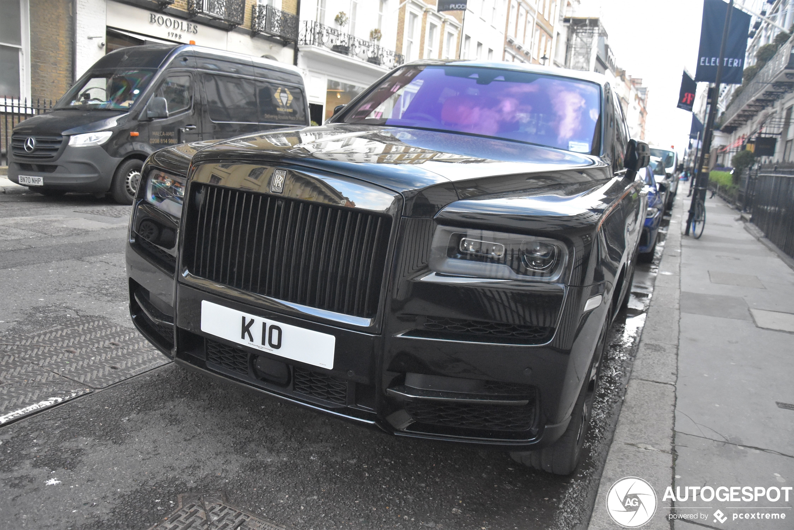 Rolls-Royce Cullinan Black Badge