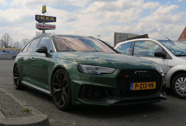 Audi RS4 Avant B9