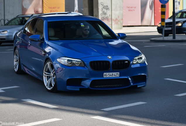 BMW M5 F10 2011