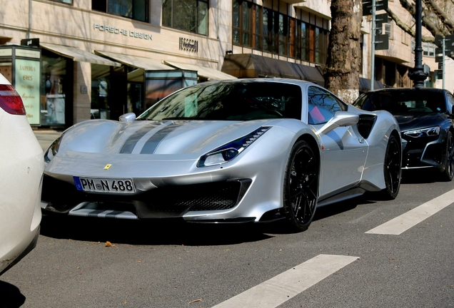 Ferrari 488 Pista