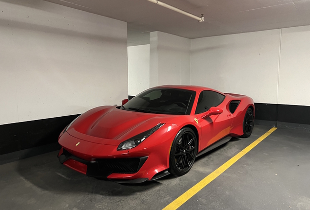 Ferrari 488 Pista