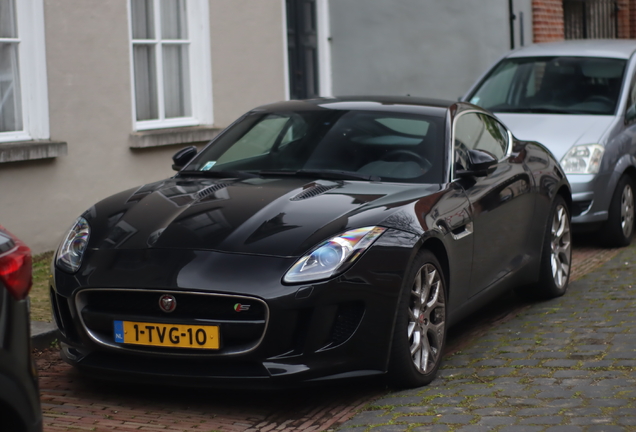 Jaguar F-TYPE S Coupé