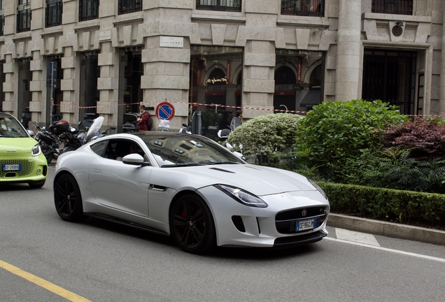 Jaguar F-TYPE S Coupé