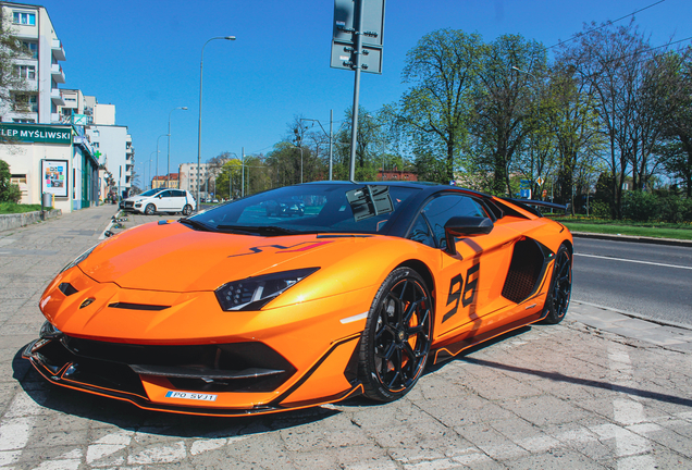 Lamborghini Aventador LP770-4 SVJ