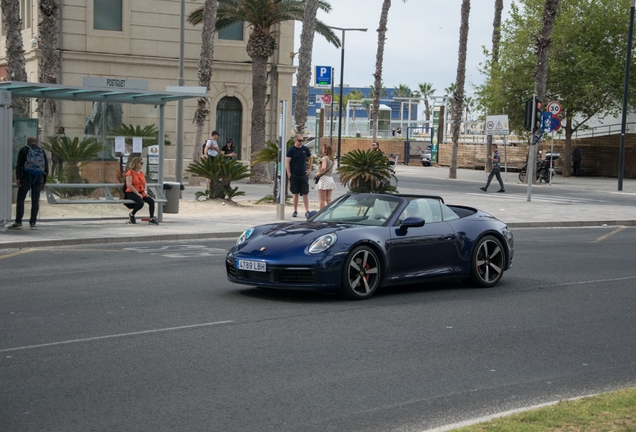 Porsche 992 Carrera 4S Cabriolet