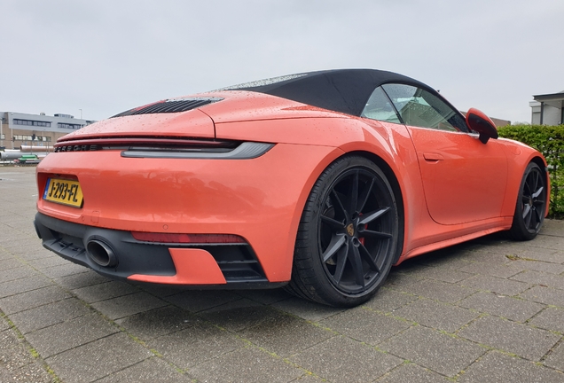 Porsche 992 Carrera S Cabriolet