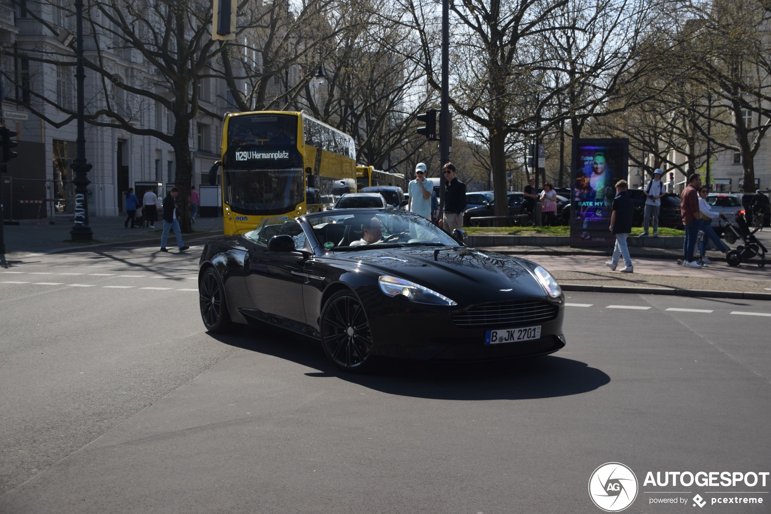 Aston Martin Virage Volante 2011