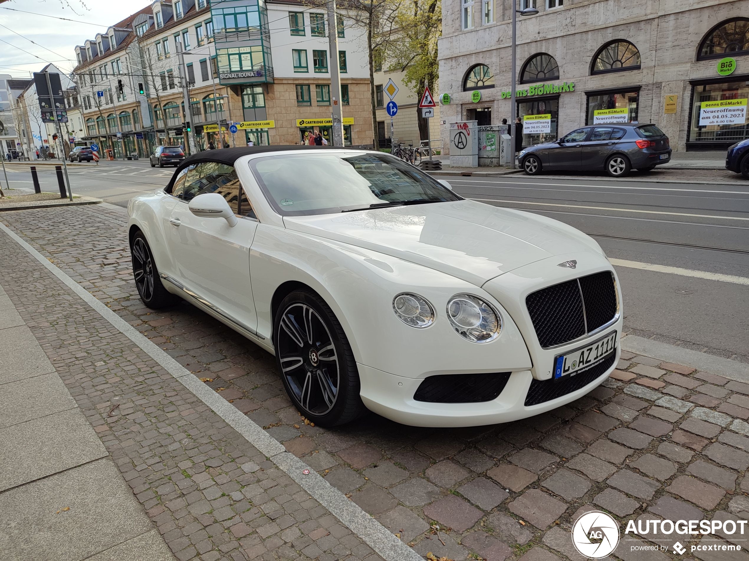 Bentley Continental GTC V8