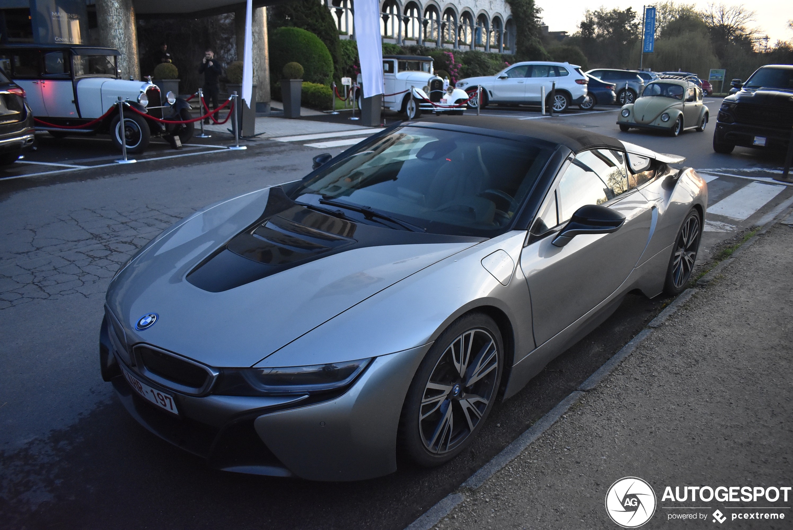 BMW i8 Roadster