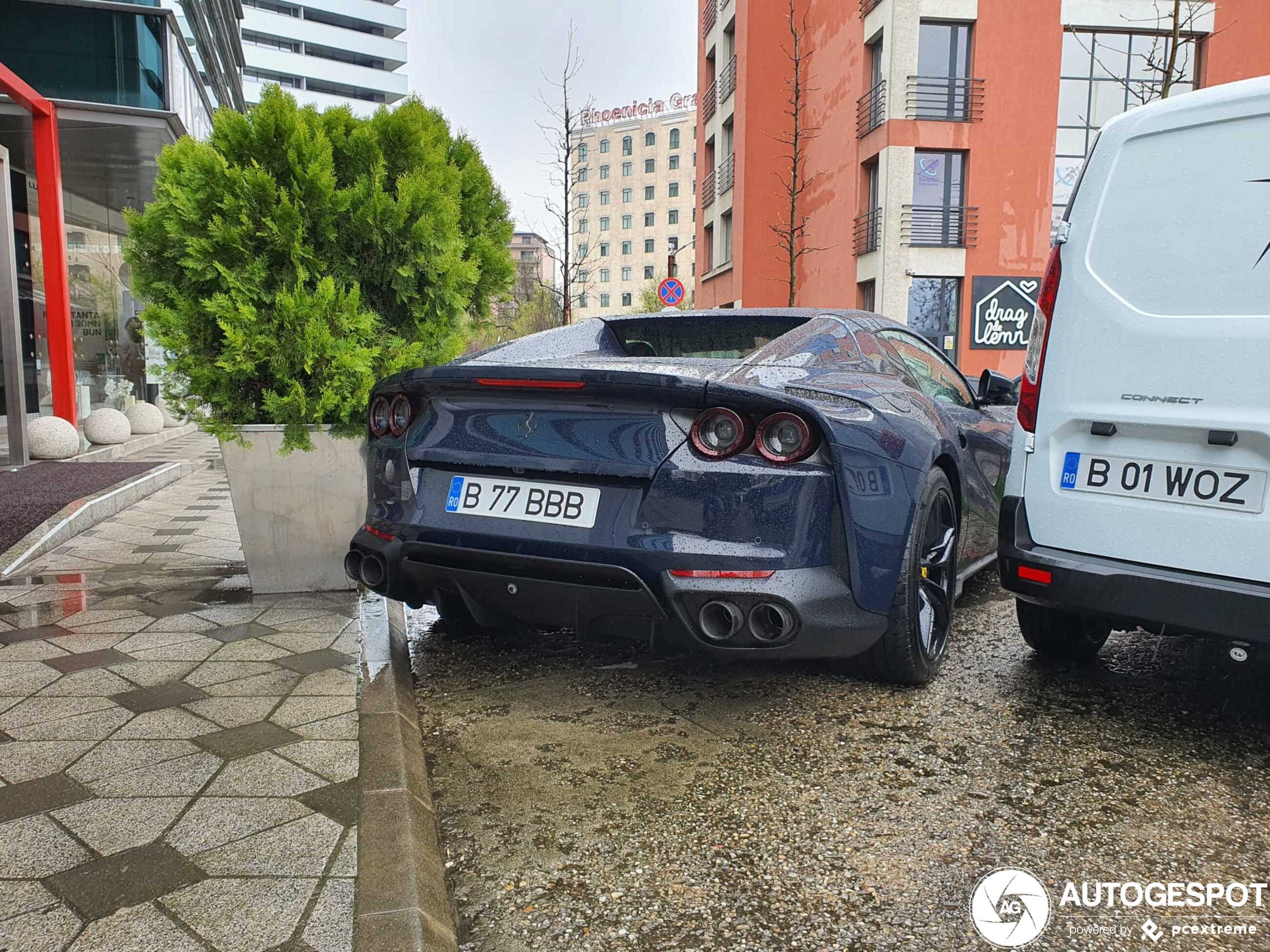 Ferrari 812 GTS