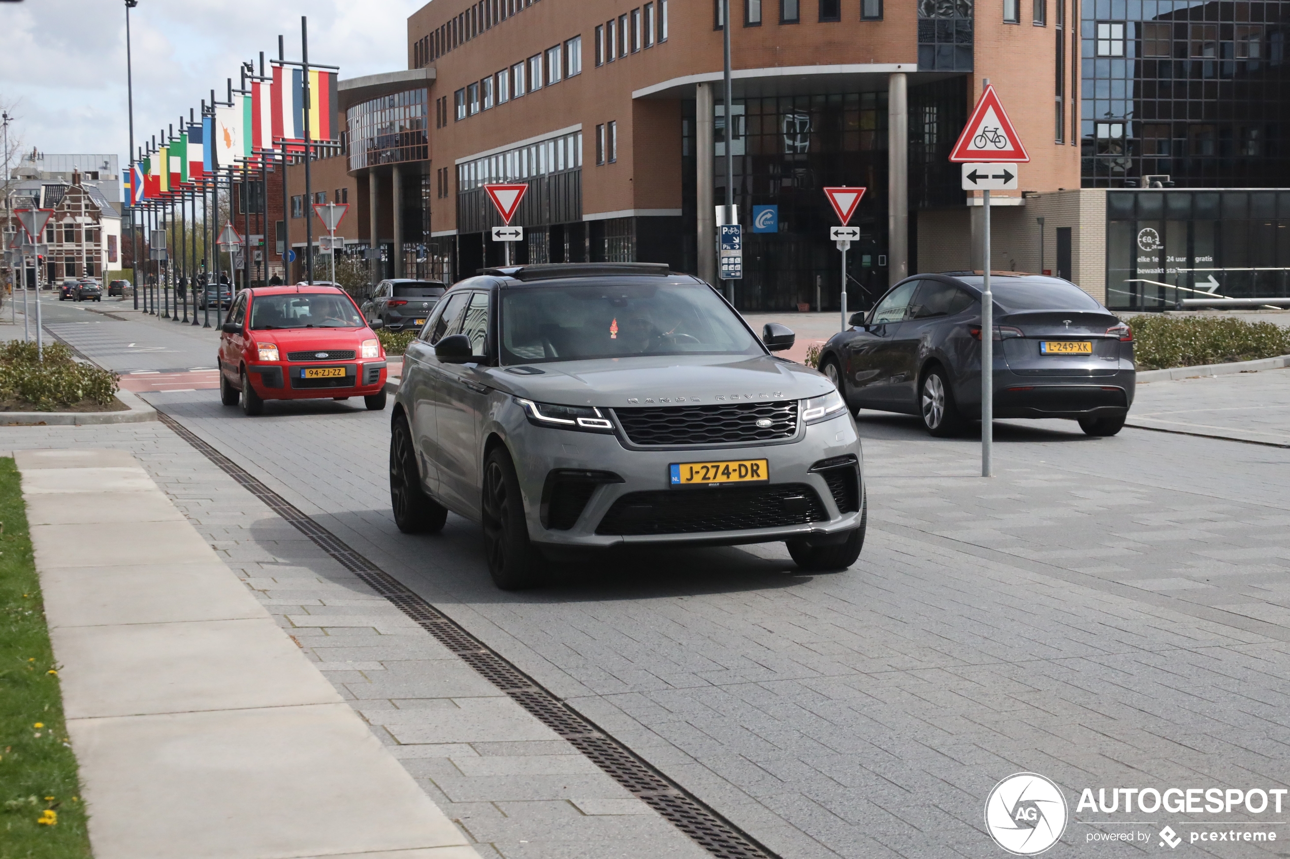 Land Rover Range Rover Velar SVAutobiography