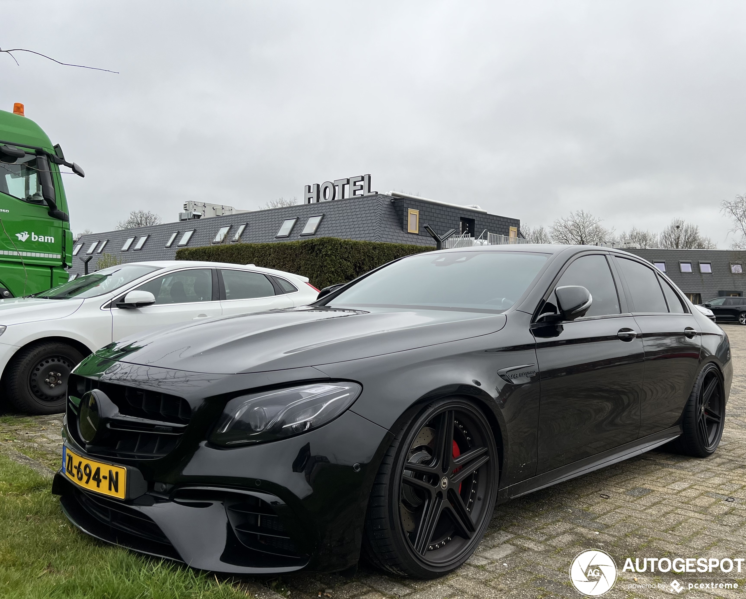 Mercedes-AMG E 63 S W213