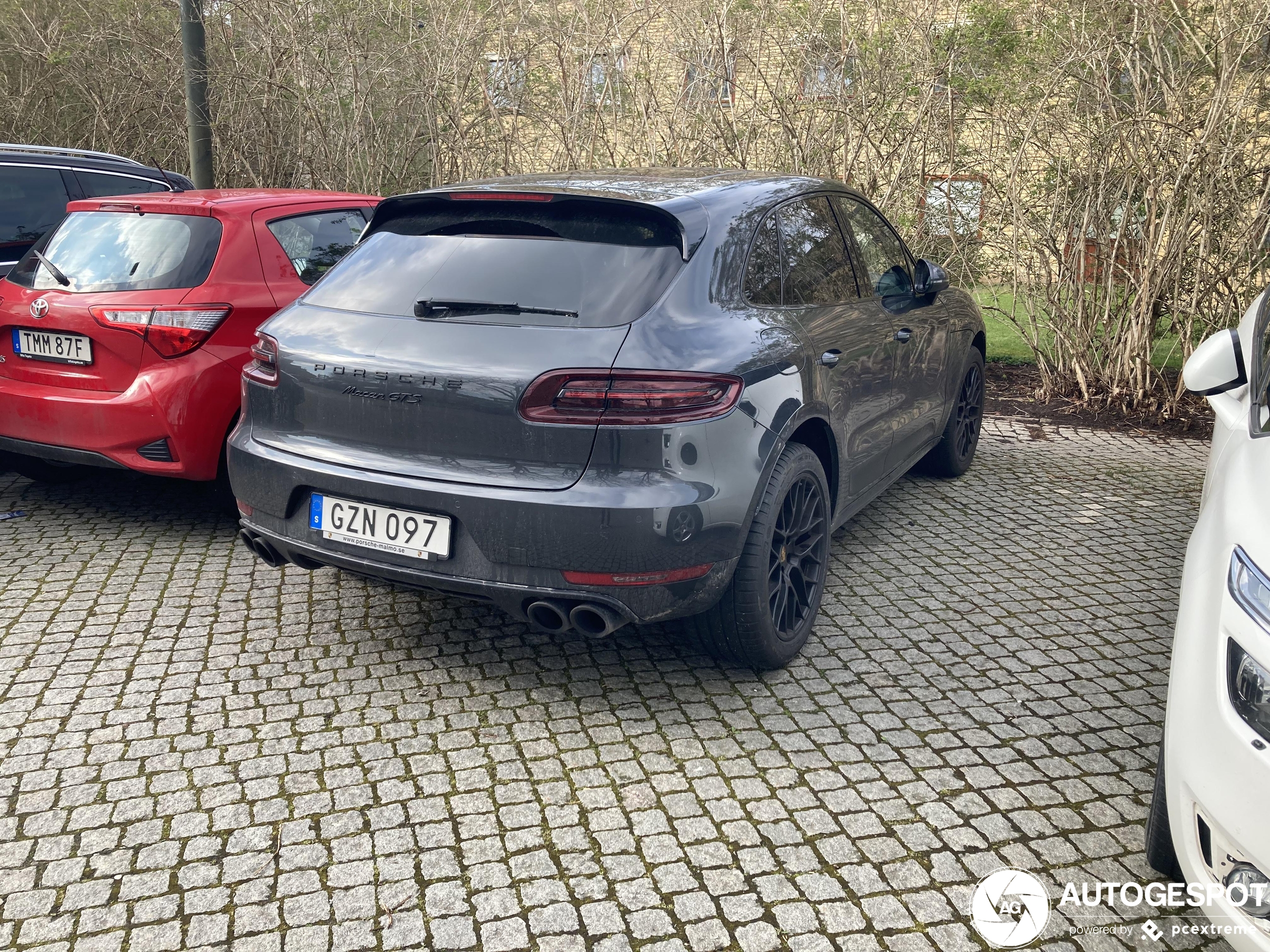 Porsche 95B Macan GTS