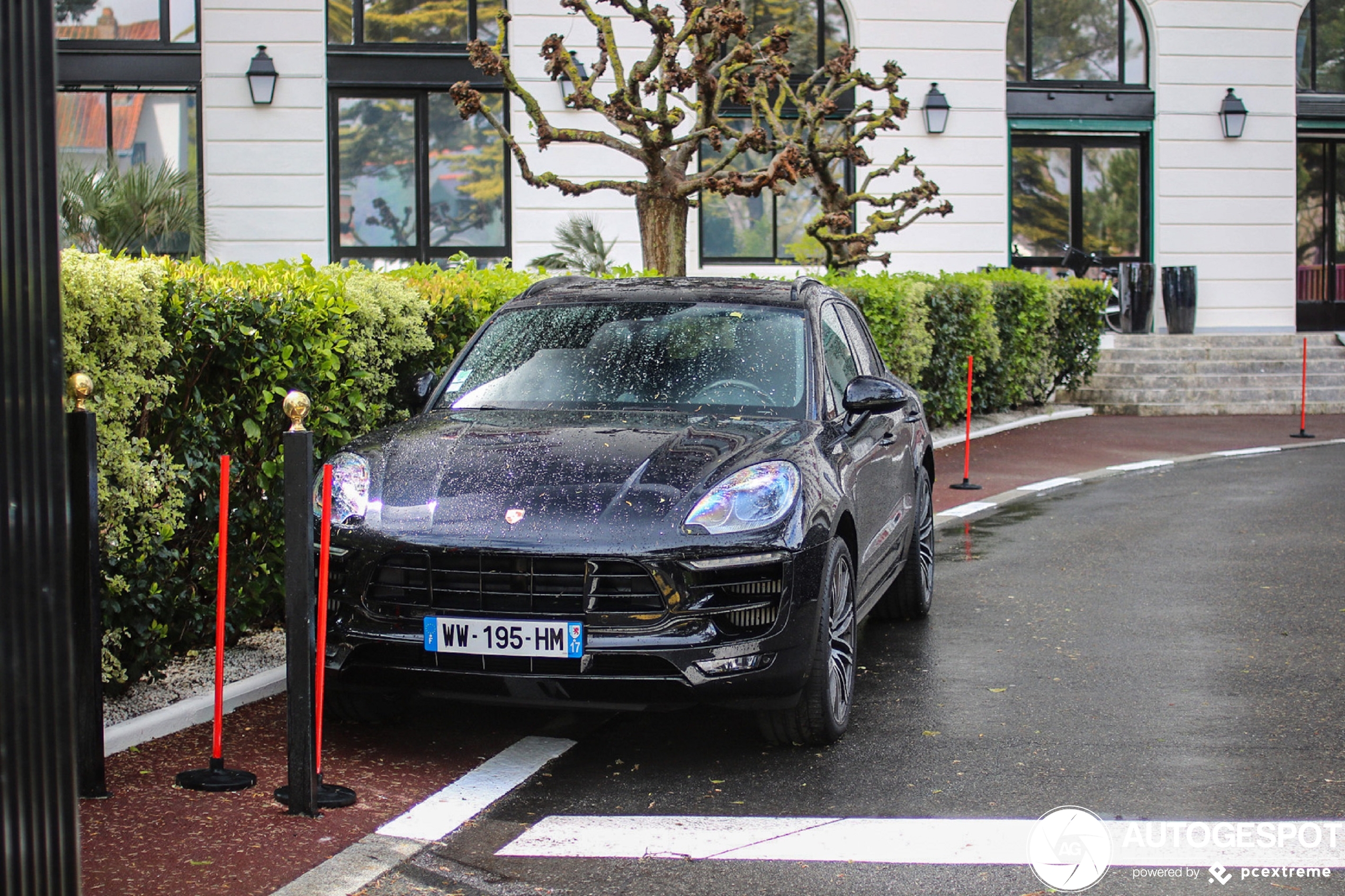 Porsche 95B Macan Turbo