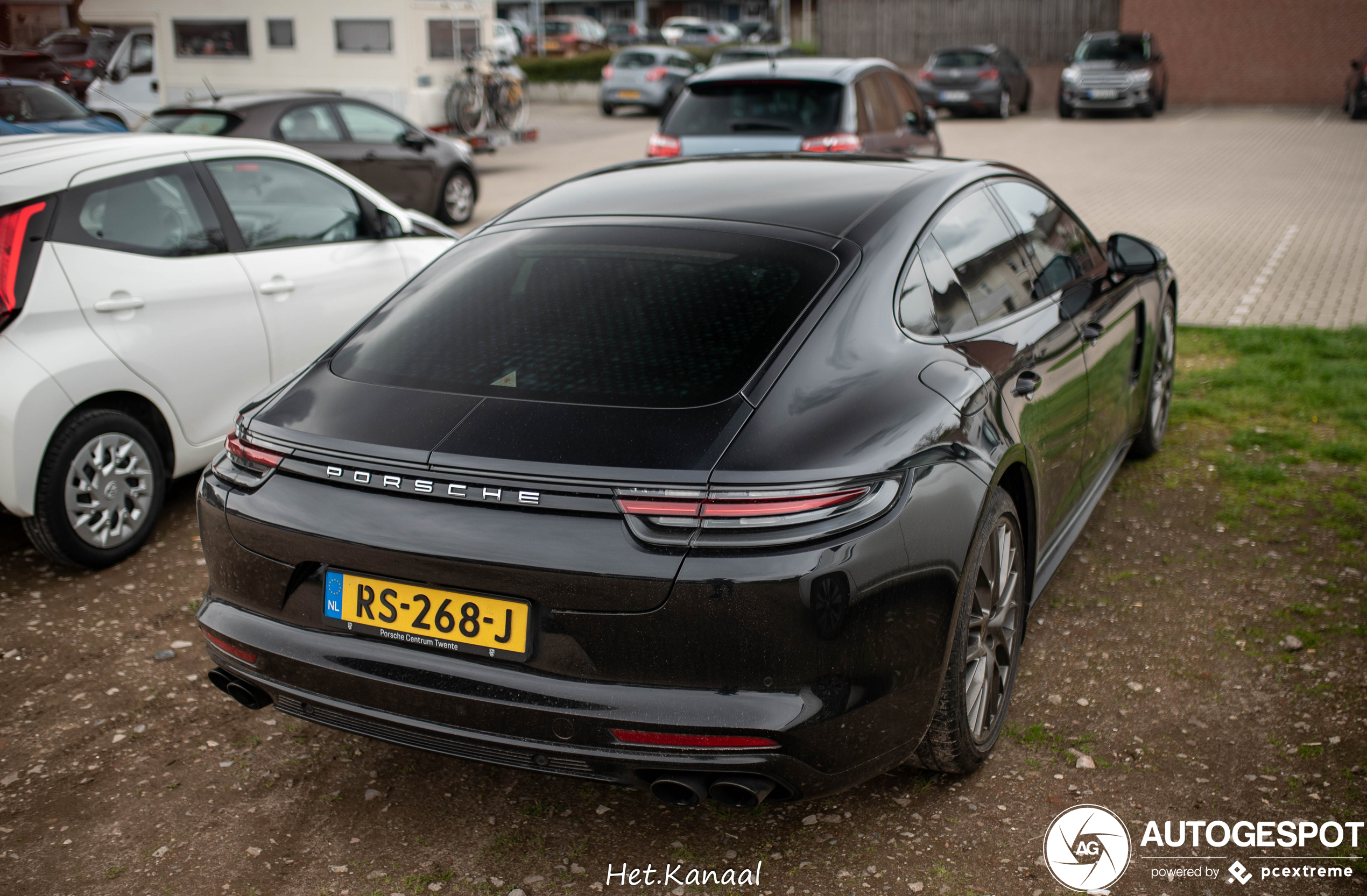 Porsche 971 Panamera Turbo S E-Hybrid