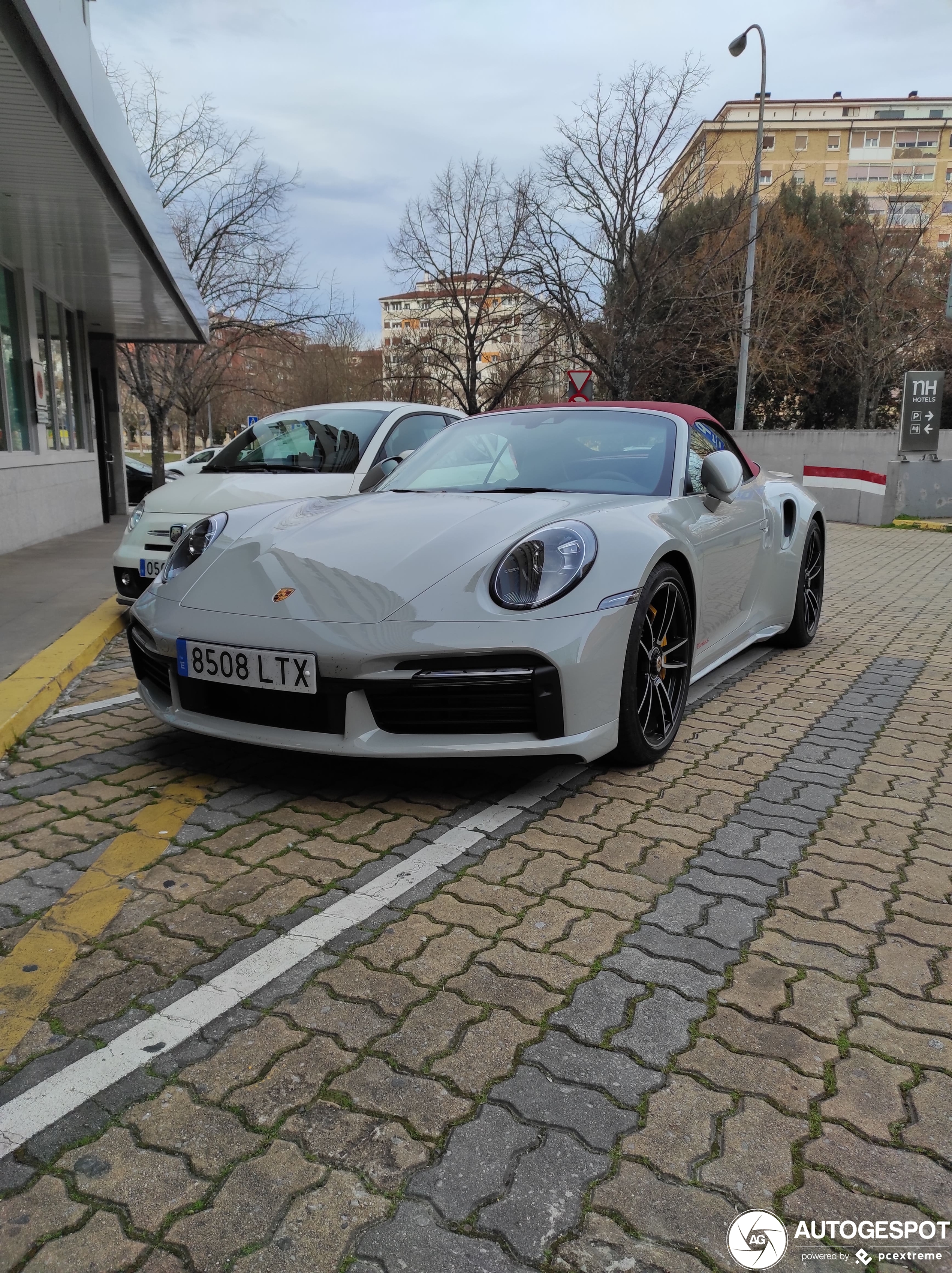 Porsche 992 Turbo S Cabriolet