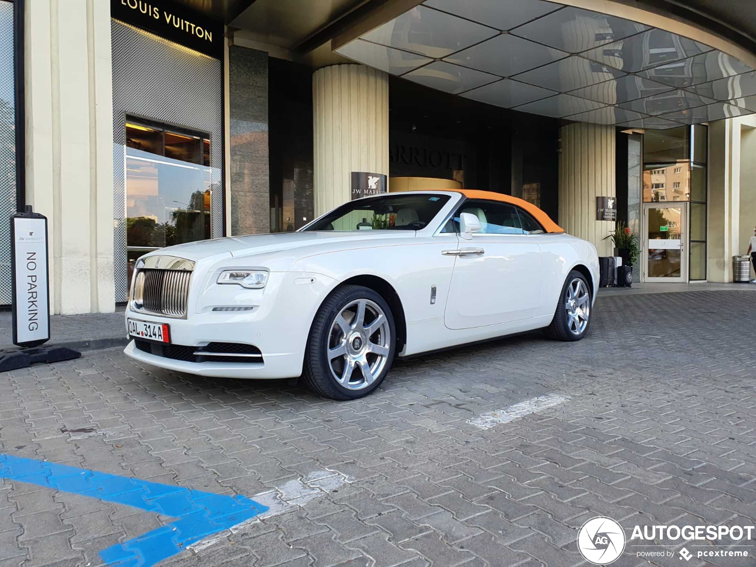 Rolls-Royce Dawn