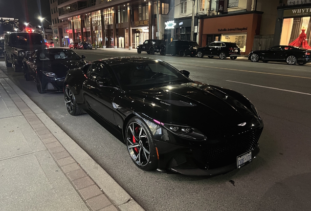 Aston Martin DBS Superleggera