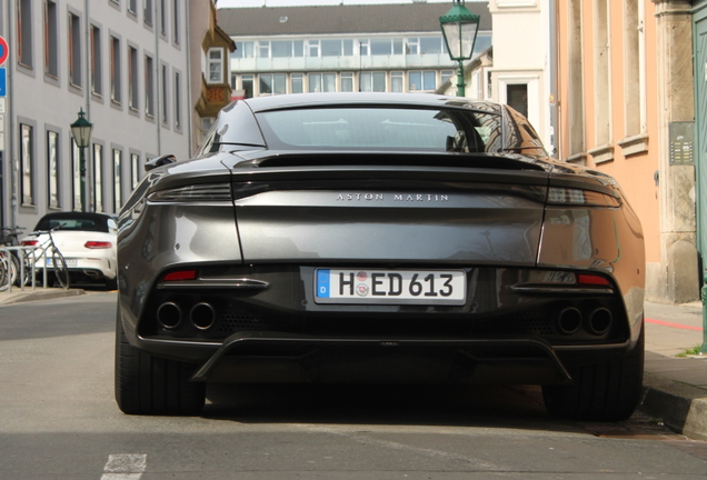 Aston Martin DBS Superleggera