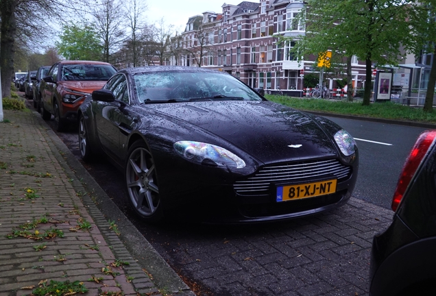 Aston Martin V8 Vantage