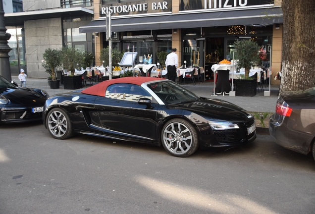 Audi R8 V10 Spyder 2013