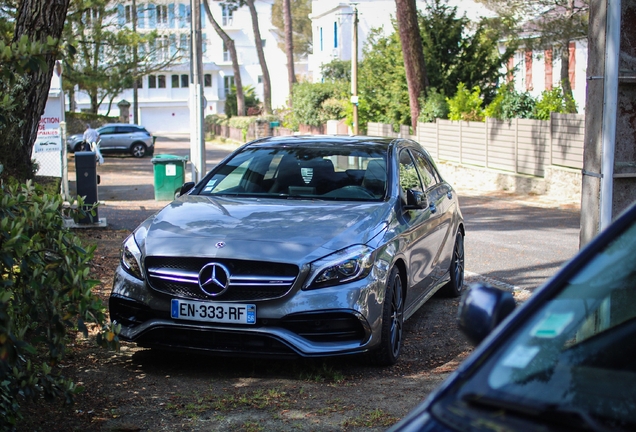 Mercedes-AMG A 45 W176 2015