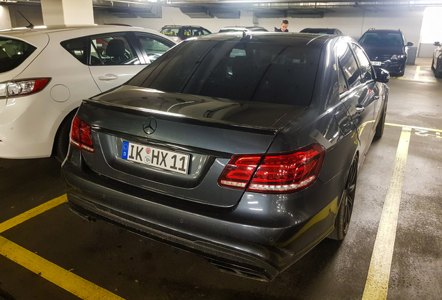 Mercedes-Benz E 63 AMG S W212