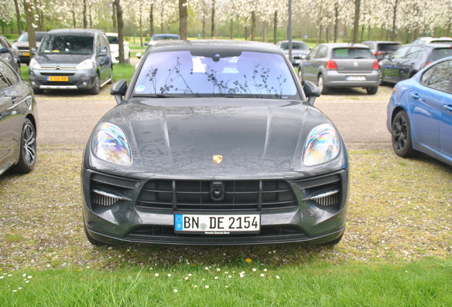 Porsche 95B Macan GTS MkII