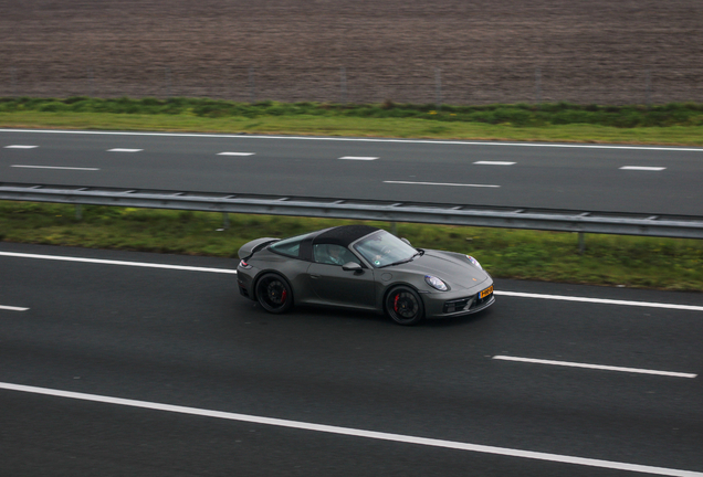 Porsche 992 Targa 4 GTS