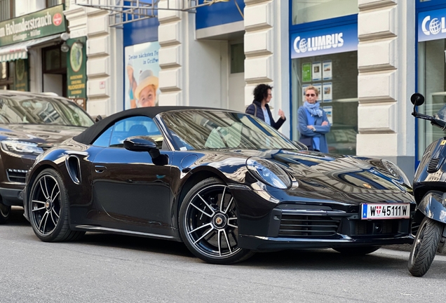 Porsche 992 Turbo S Cabriolet