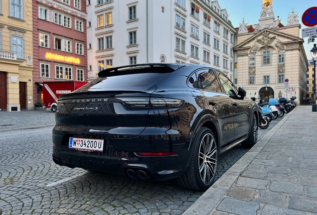 Porsche Cayenne Coupé Turbo S E-Hybrid