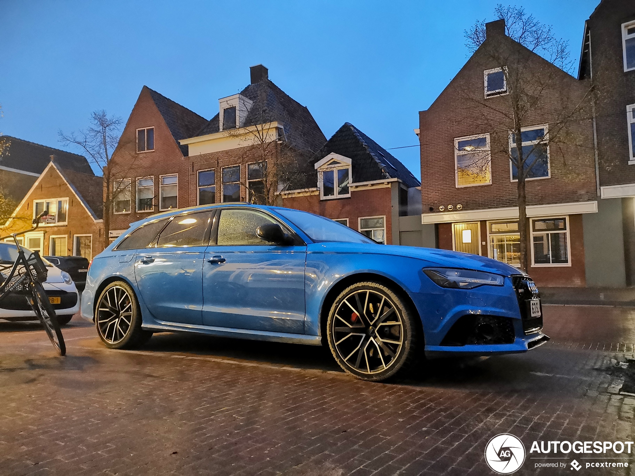 Audi RS6 Avant C7 2015