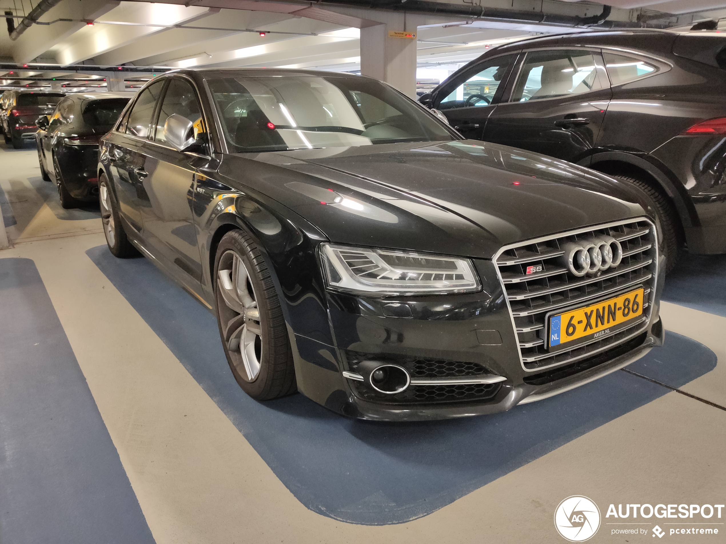 Audi S8 D4 2014