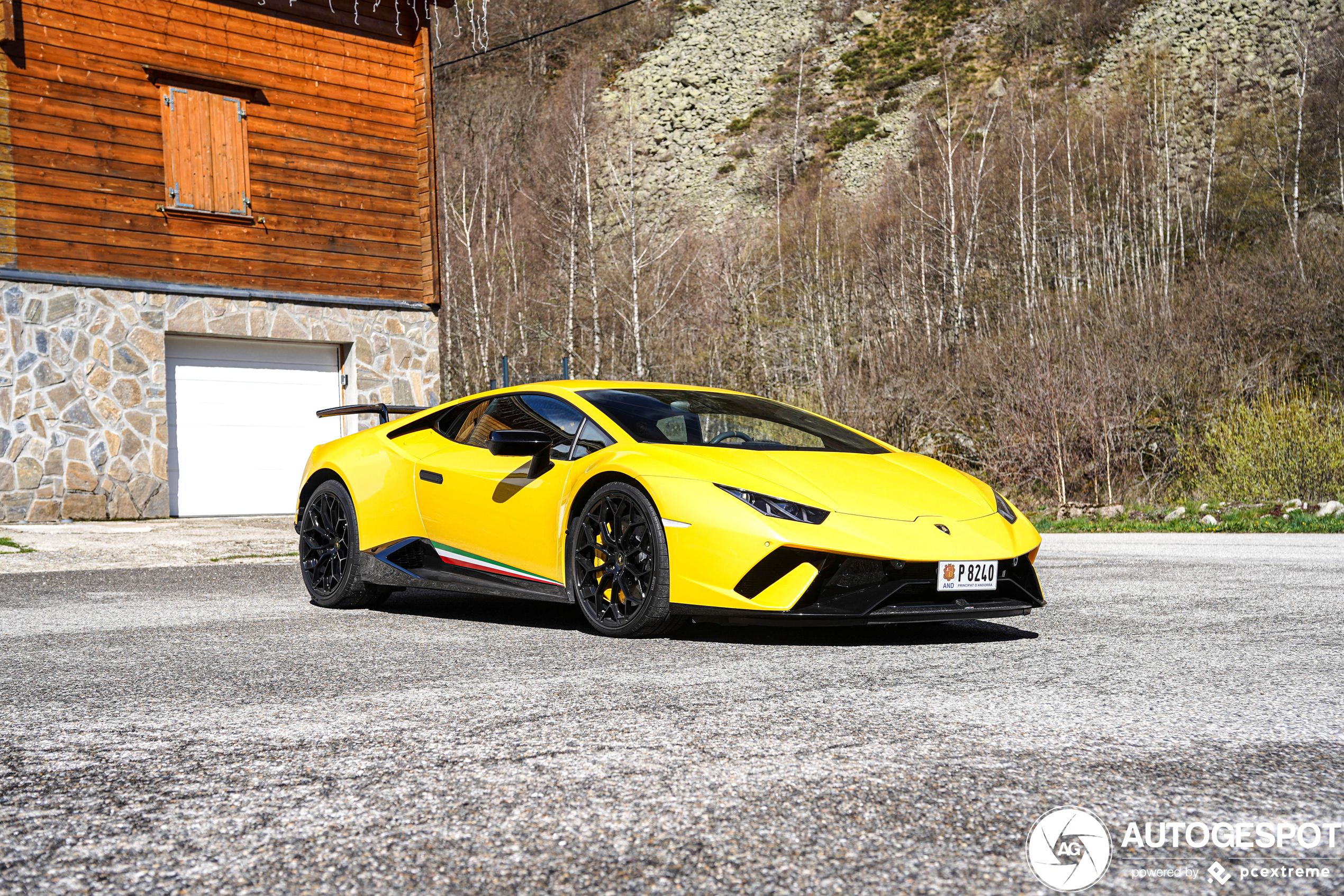 Lamborghini Huracán LP640-4 Performante