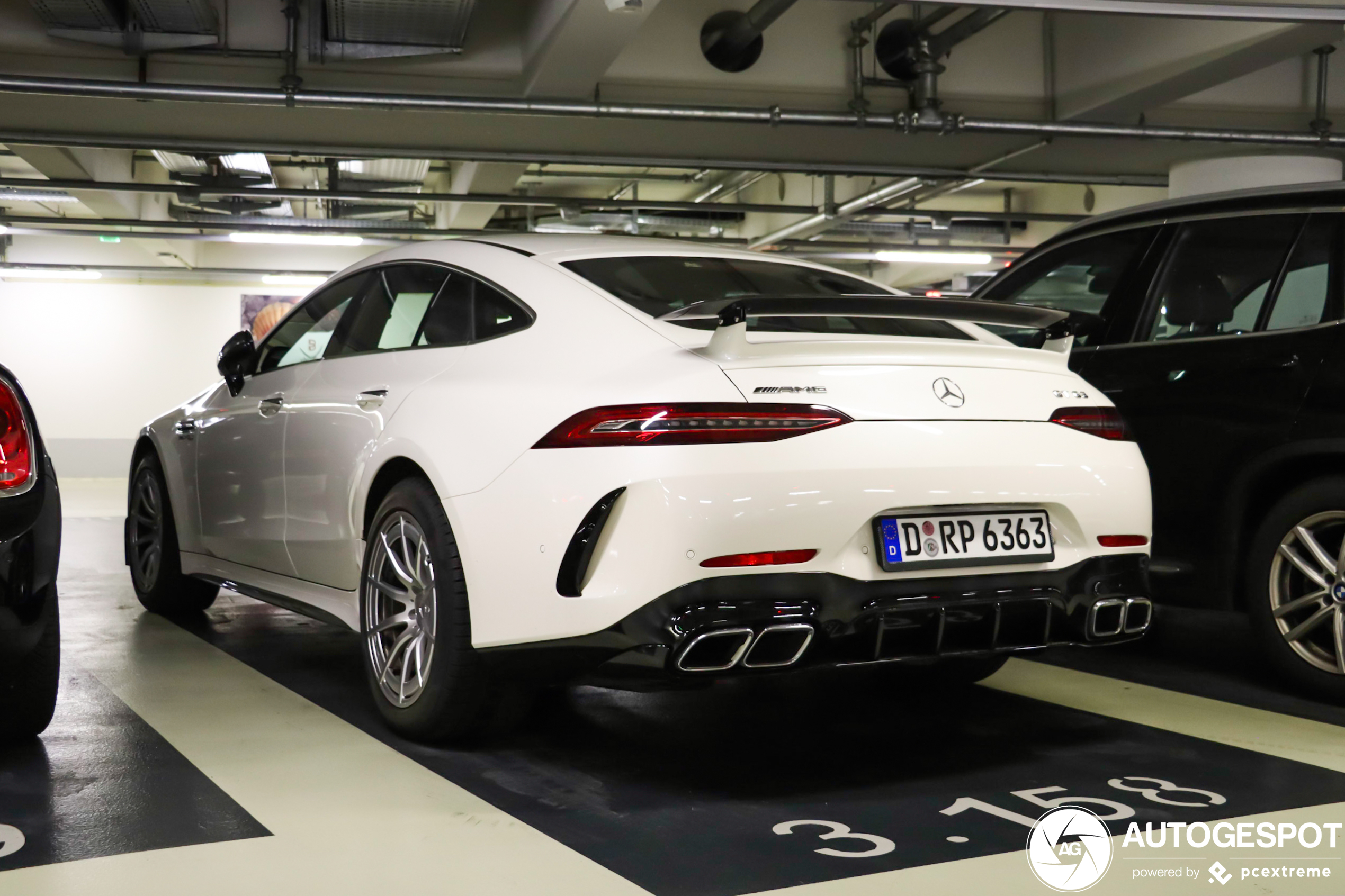 Mercedes-AMG GT 63 X290