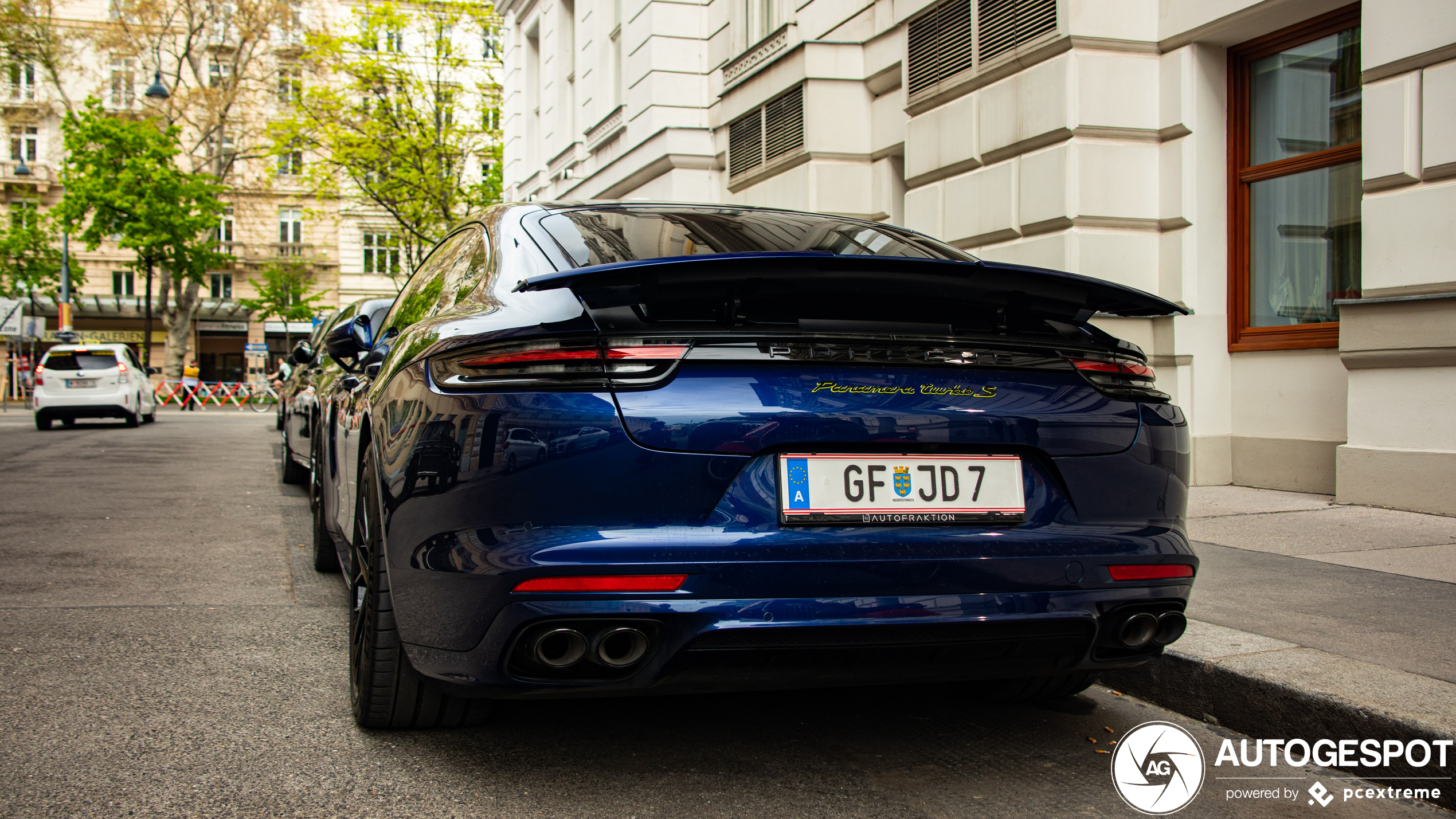 Porsche 971 Panamera Turbo S E-Hybrid