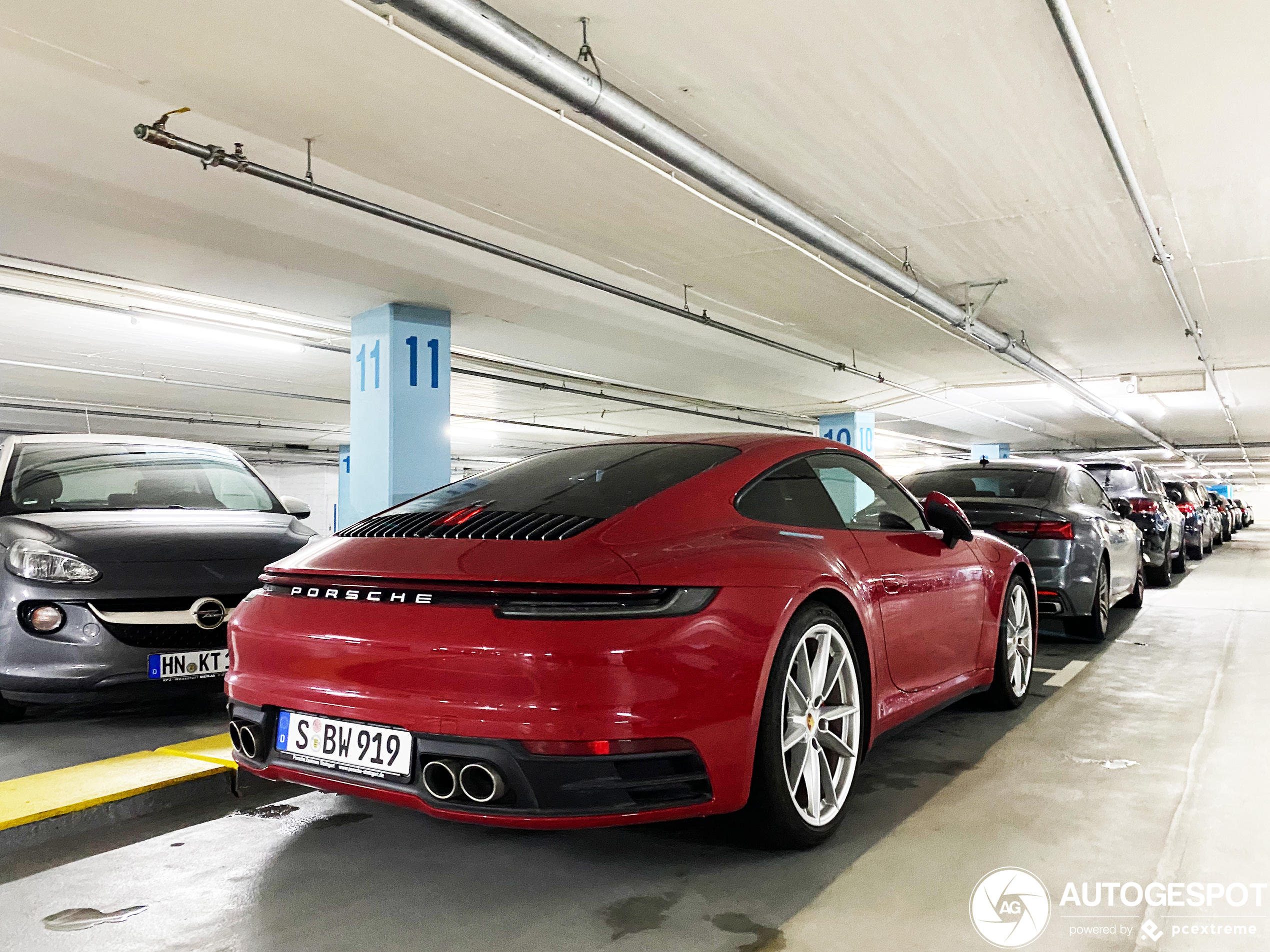 Porsche 992 Carrera 4S