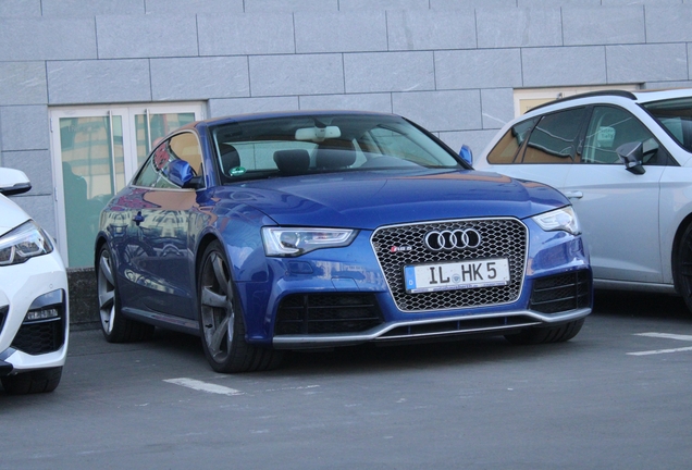 Audi RS5 B8 2012