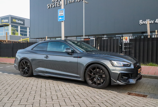 Audi RS5 B9 Capristo R